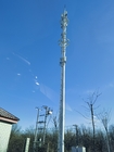 Communicatie Single Tube Antenne Toren Met Klein Vloeroppervlak