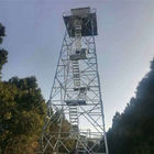 De Toren van het de Brandhorloge van het hoekstaal voor Bos