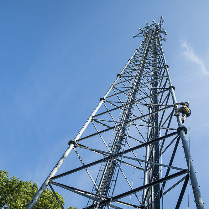 ISO9001 de driehoekige Hoekige Toren van Staal Mobiele Telecommunicatie